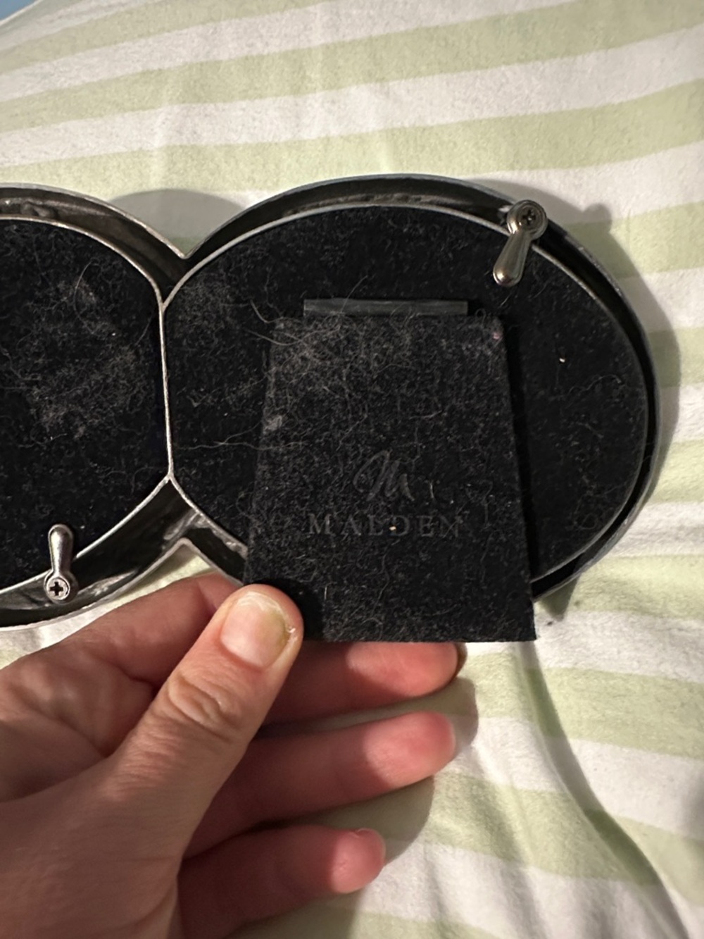 Malden Double Interlocking Ring Photo Frame - Silver - Picture 3 of 6